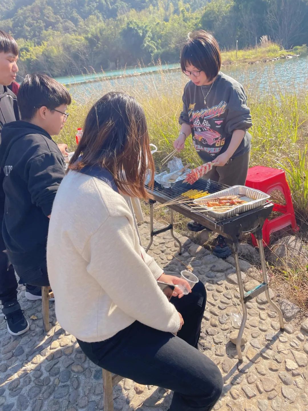 活动回顾：贝贝依依团建烧烤趴来袭