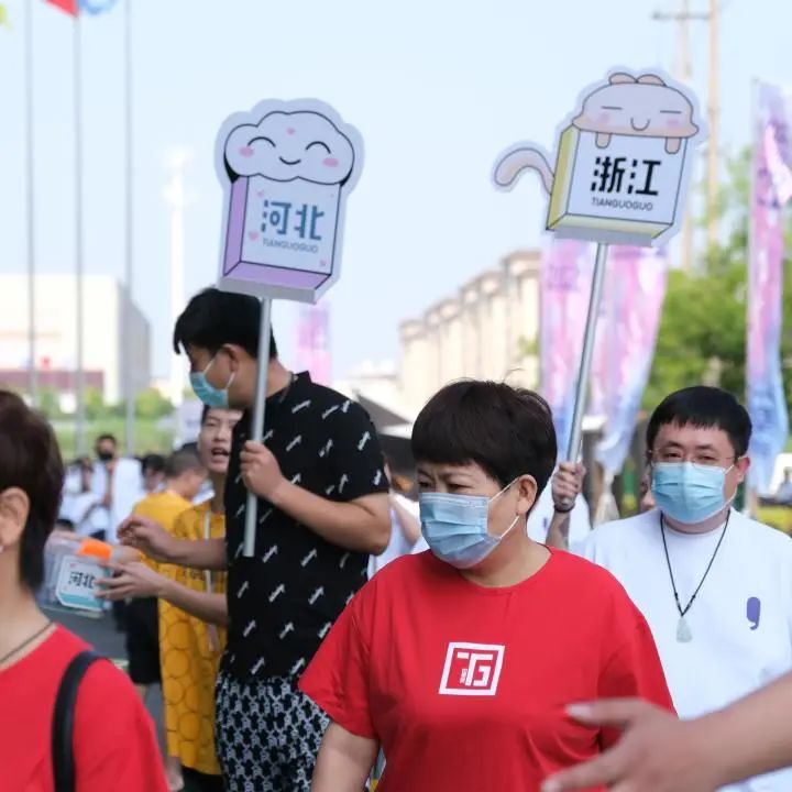 田果果：首场圆满结束|第二场火热预备中