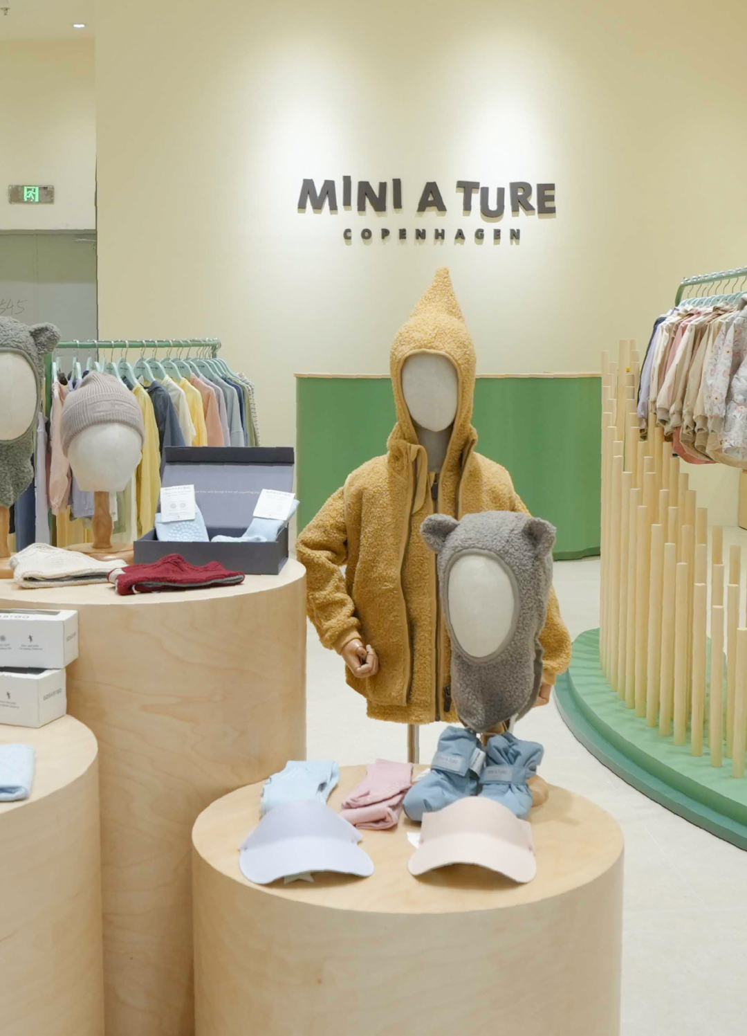 呼和浩特万象城新店启幕，开启自然探索之旅