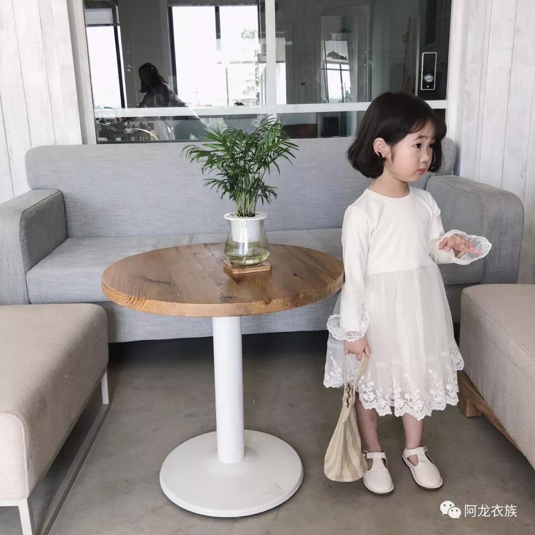 多啦啦<a href='http://www.61kids.cn/ag?key=童装品牌' target='_blank_'>童装品牌</a>：阿龙衣族2018秋+羽绒订货会