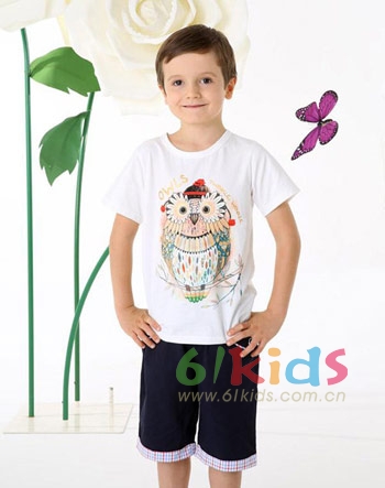 “杉杉”<a href='http://www.61kids.cn/ag?key=品牌童装' target='_blank_'>品牌童装</a> 打造只属于童年的时尚风情