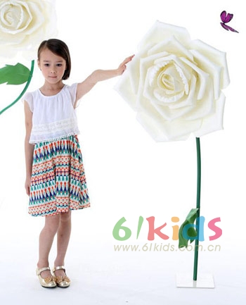 “杉杉”<a href='http://www.61kids.cn/ag?key=品牌童装' target='_blank_'>品牌童装</a> 打造只属于童年的时尚风情