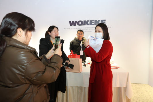 WQKEKE温琪可可2024秋冬新品发布会【环流】圆满成功