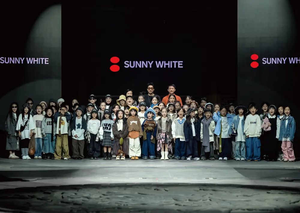 SUNNY WHITE Red 2024河南时装周秀场回顾