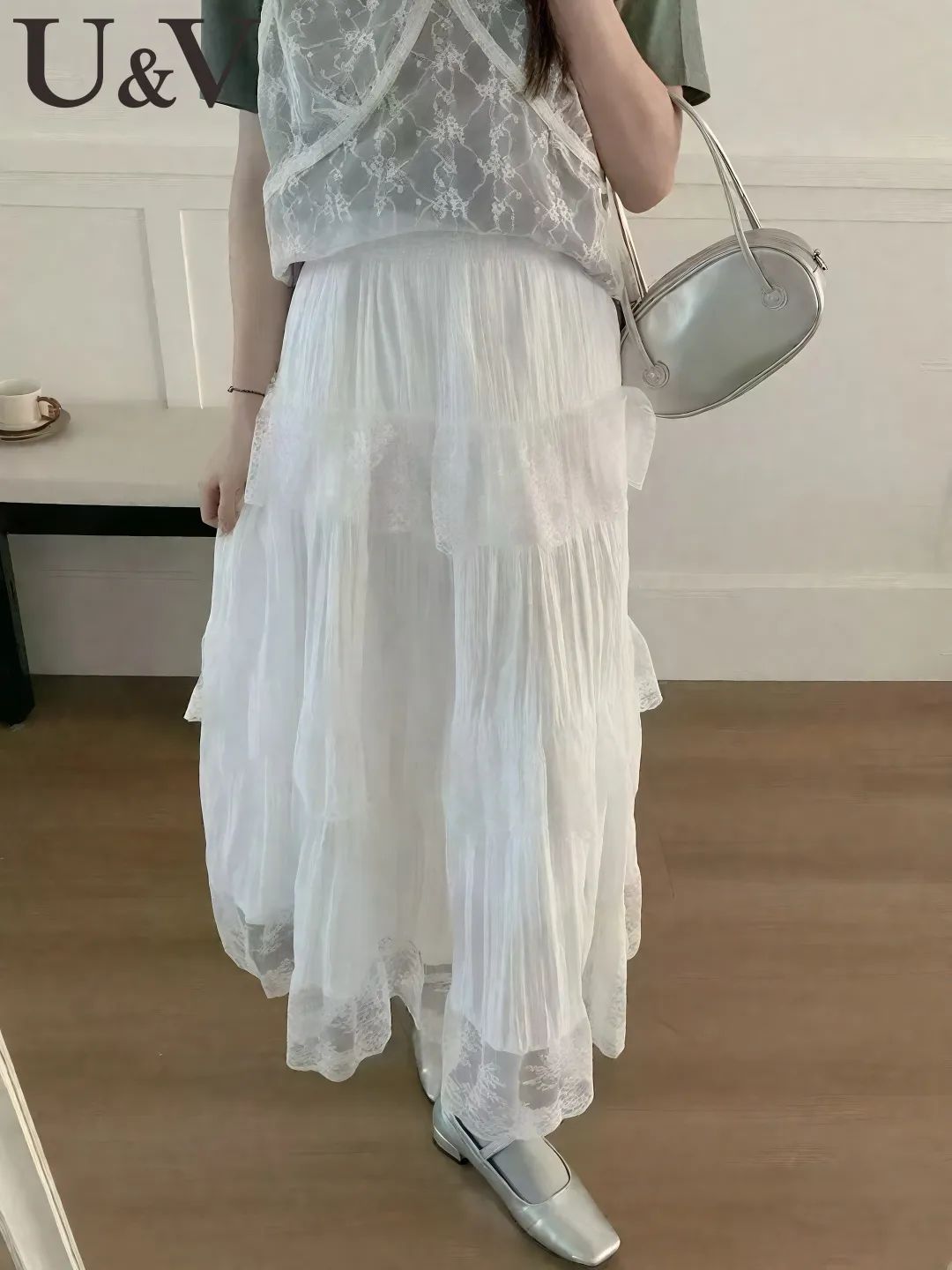 UV || White Skirt