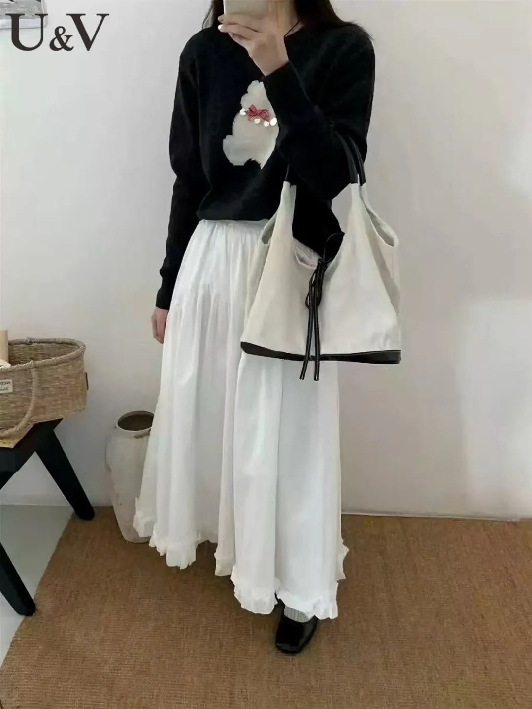 UV || White Skirt