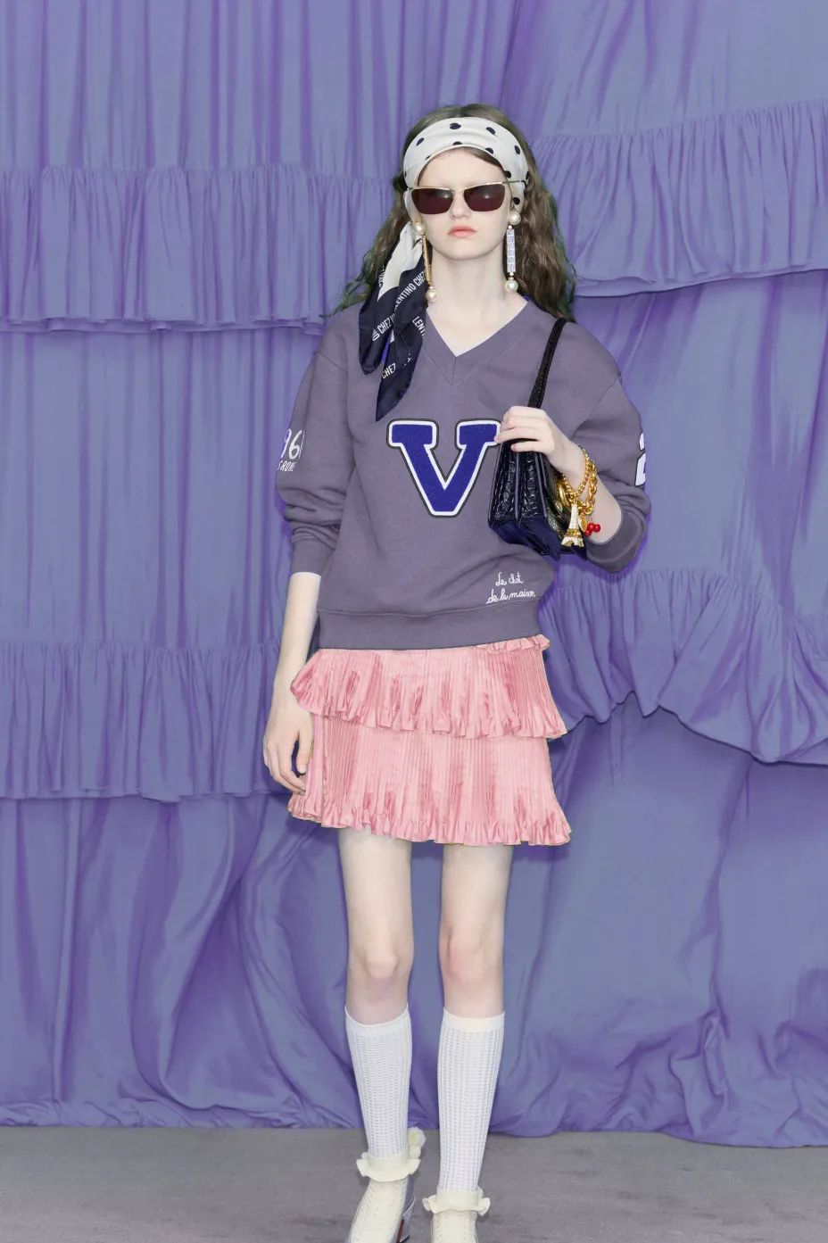 潮酷女孩的「隐形社交密码」竟是它?