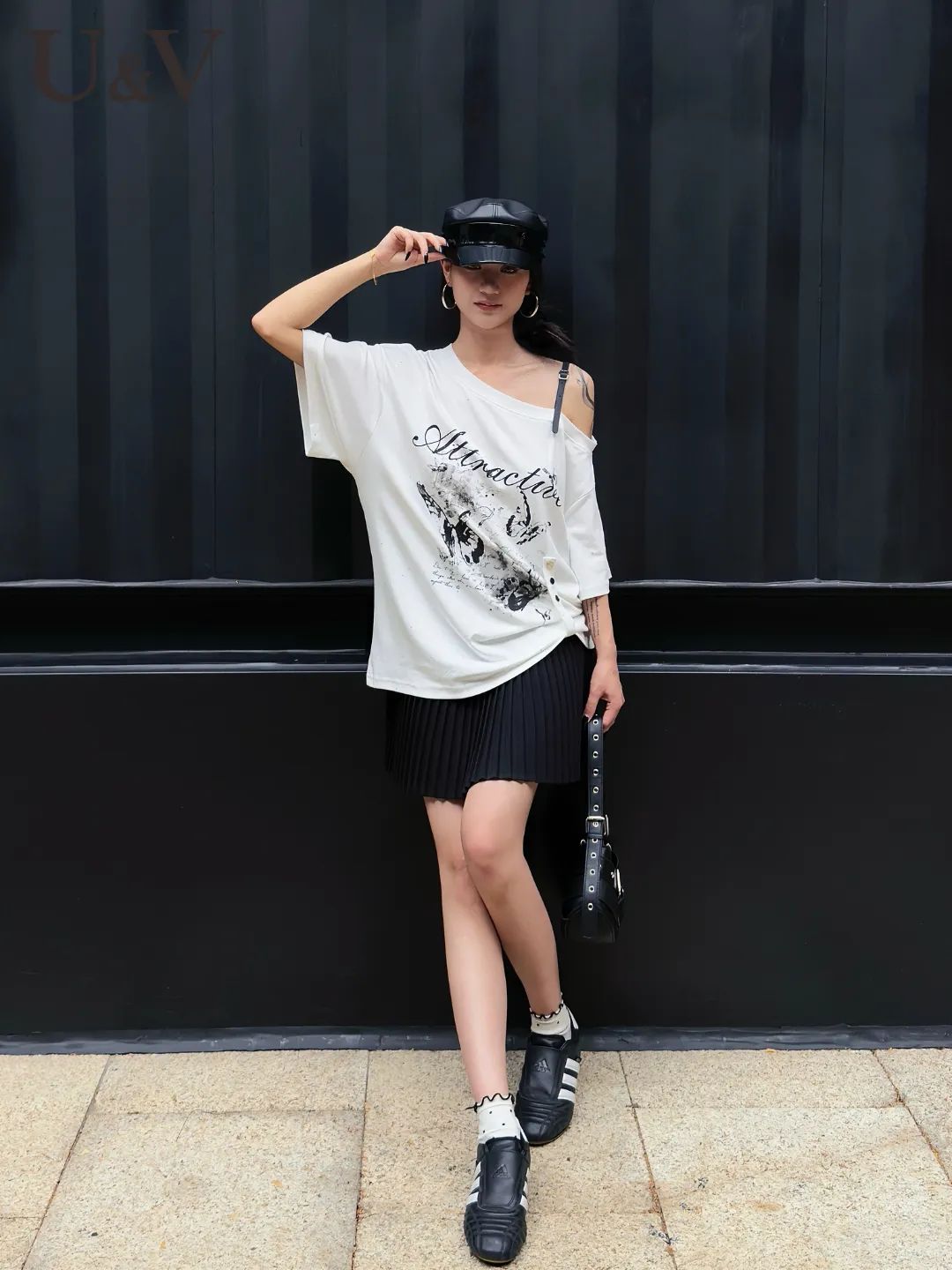 UV || BLACK